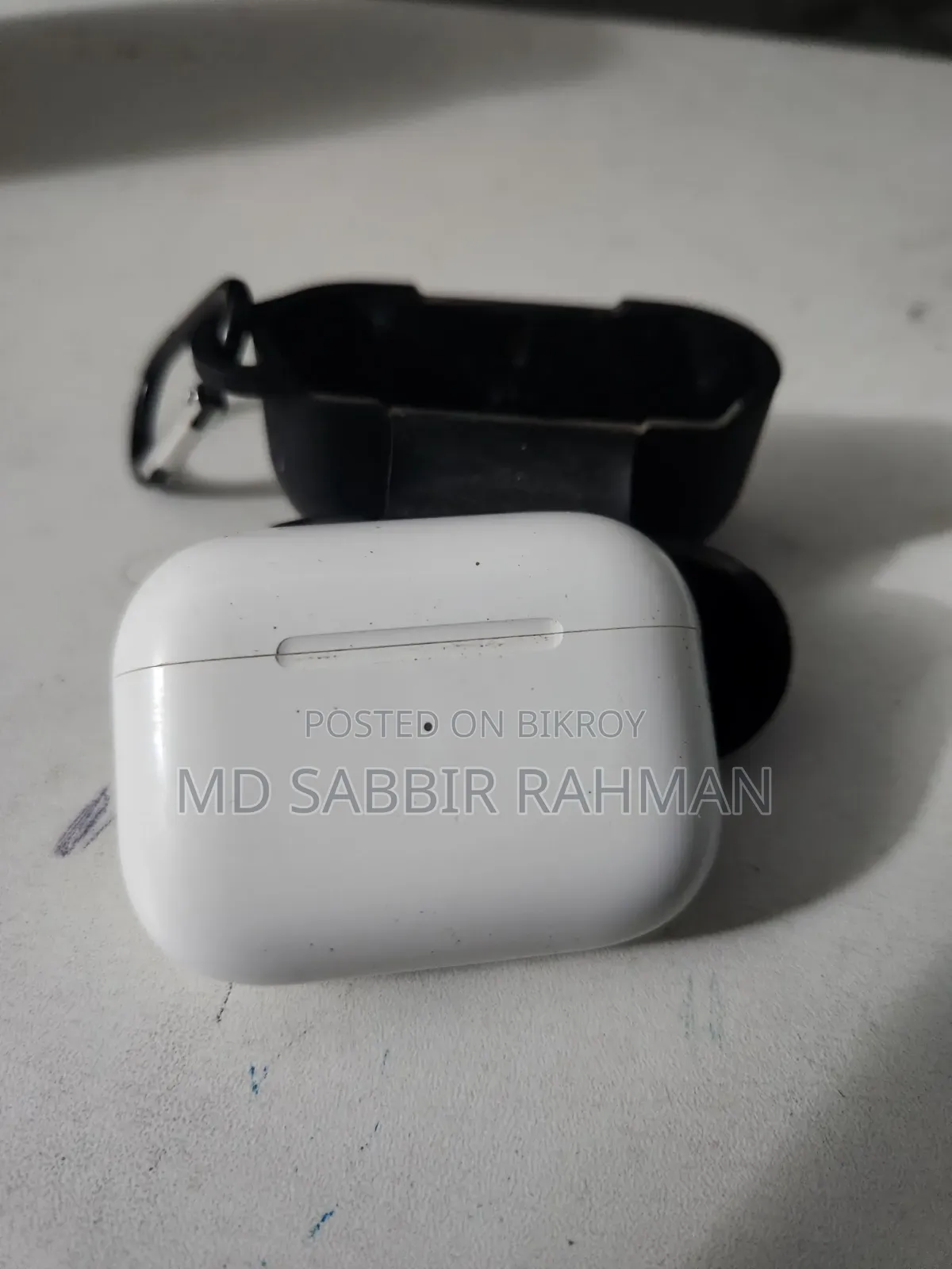 এয়ারপডস ২য় জেনারেশন