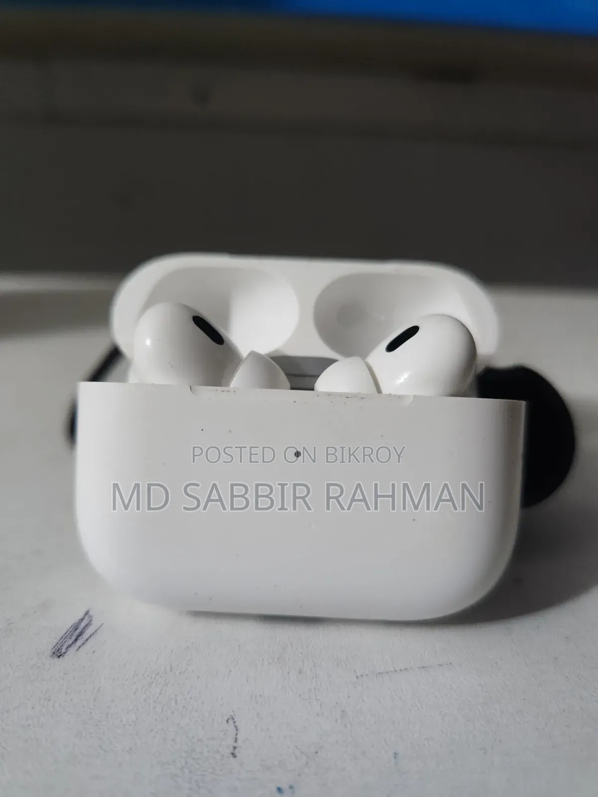 এয়ারপডস ২য় জেনারেশন