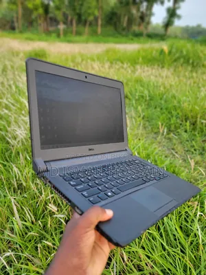 Laptop Dell Latitude 3340 4GB Intel Core I3 HDD 500GB
