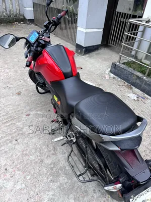 নতুন টিভিএস রেইডার ১২৫ ২০২২ লাল