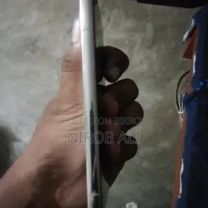 স্যামসাং গ্যালাক্সি এস২২ ৫জি ২৫৬ জিবি সাদা