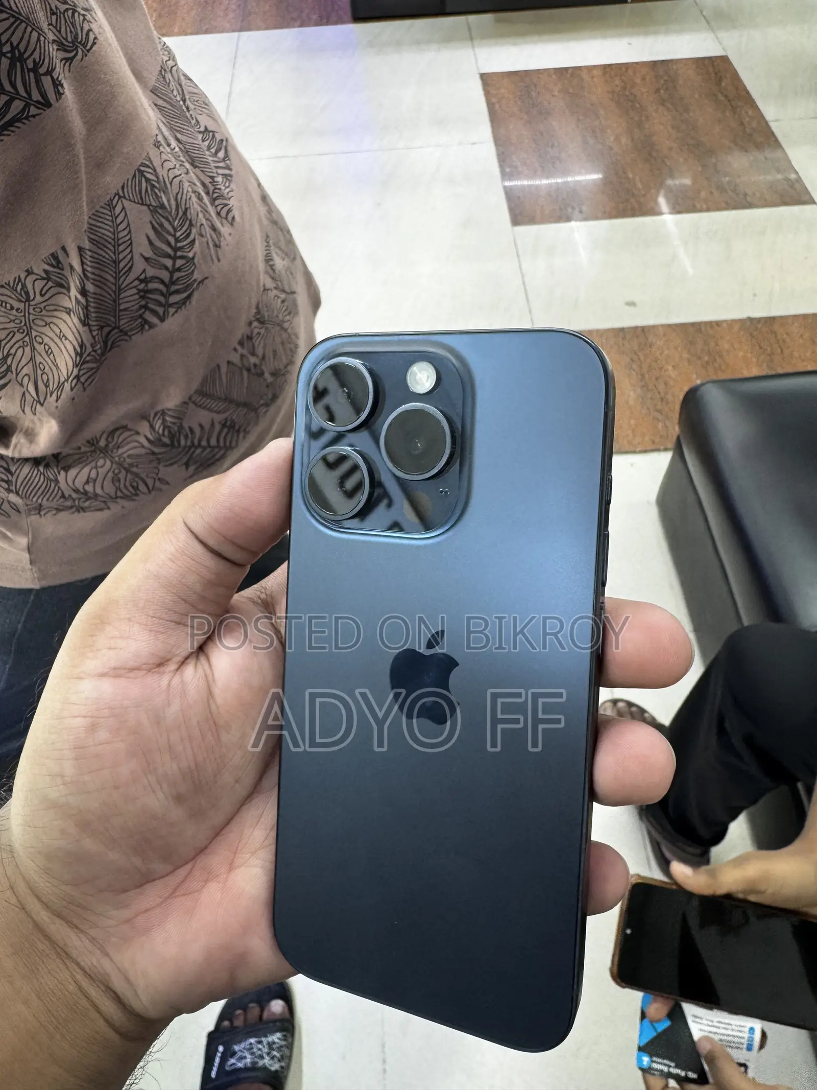 New Apple iPhone 15 Pro 128 GB Blue
