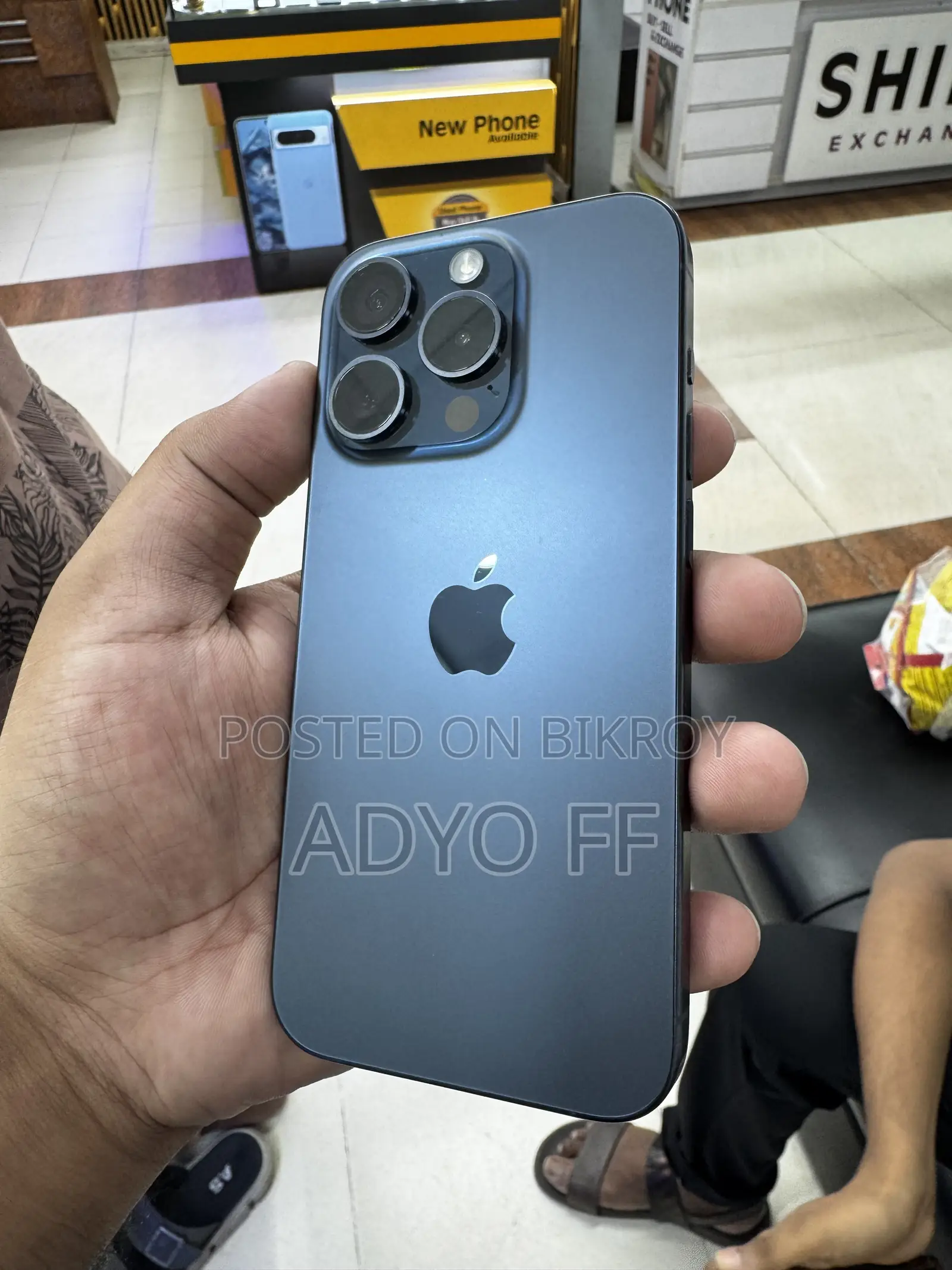 New Apple iPhone 15 Pro 128 GB Blue