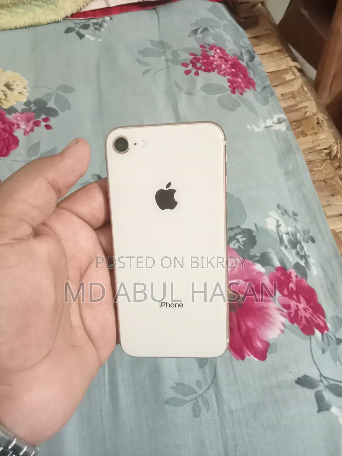 অ্যাপল আইফোন ৮ ৬৪ জিবি গোল্ড