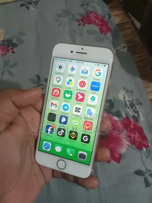 অ্যাপল আইফোন ৮ ৬৪ জিবি গোল্ড