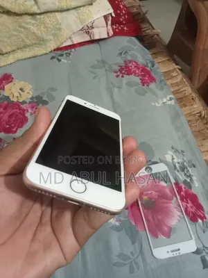 অ্যাপল আইফোন ৮ ৬৪ জিবি গোল্ড