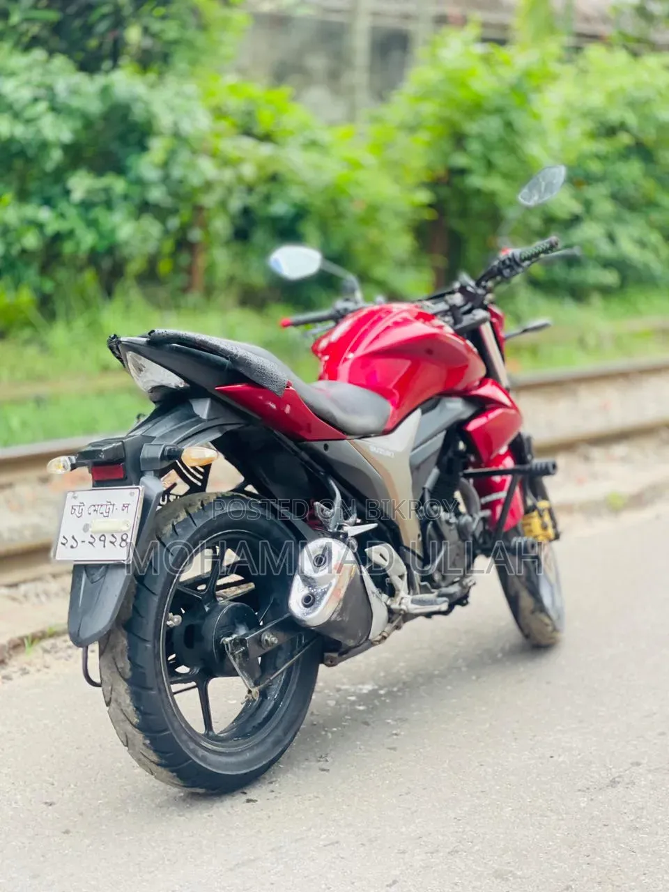 সুজুকি জিক্সার মনোটোন ২০২২ লাল