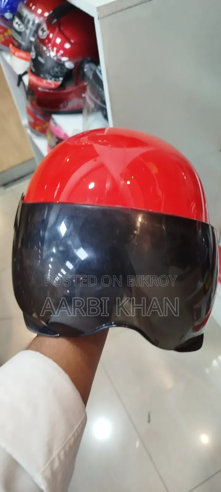 পাইকারি মূল্যে নতুন হেলমেট বিক্রি হচ্ছে