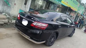 Toyota Premio 2013 Black