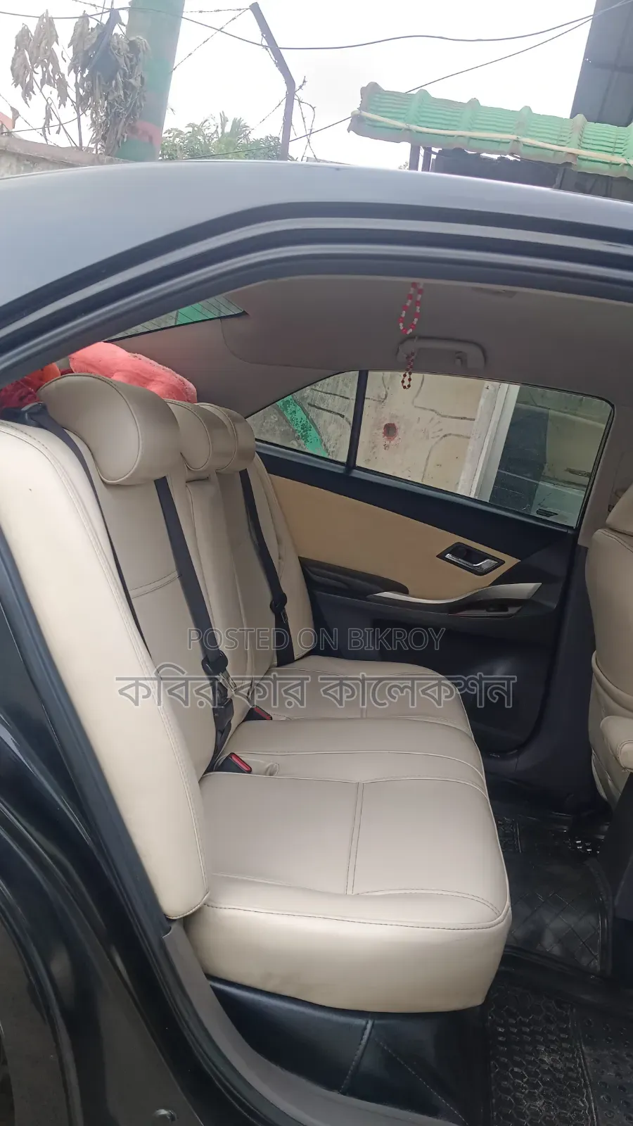 Toyota Premio 2013 Black