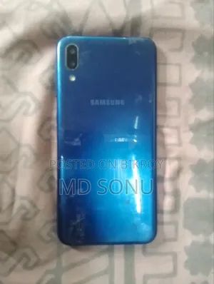 Samsung Galaxy M10 16 GB Blue