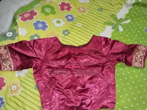 ব্রাইডাল শাড়ি বিক্রি