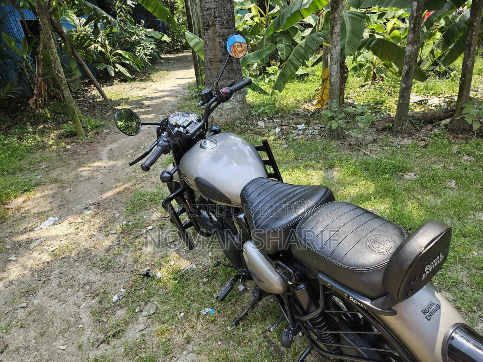 Royal Enfield Classic 350 2025 Gray