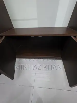 কাঠের কাপড়ের আলনা বিক্রি হবে – ভালো অবস্থায়