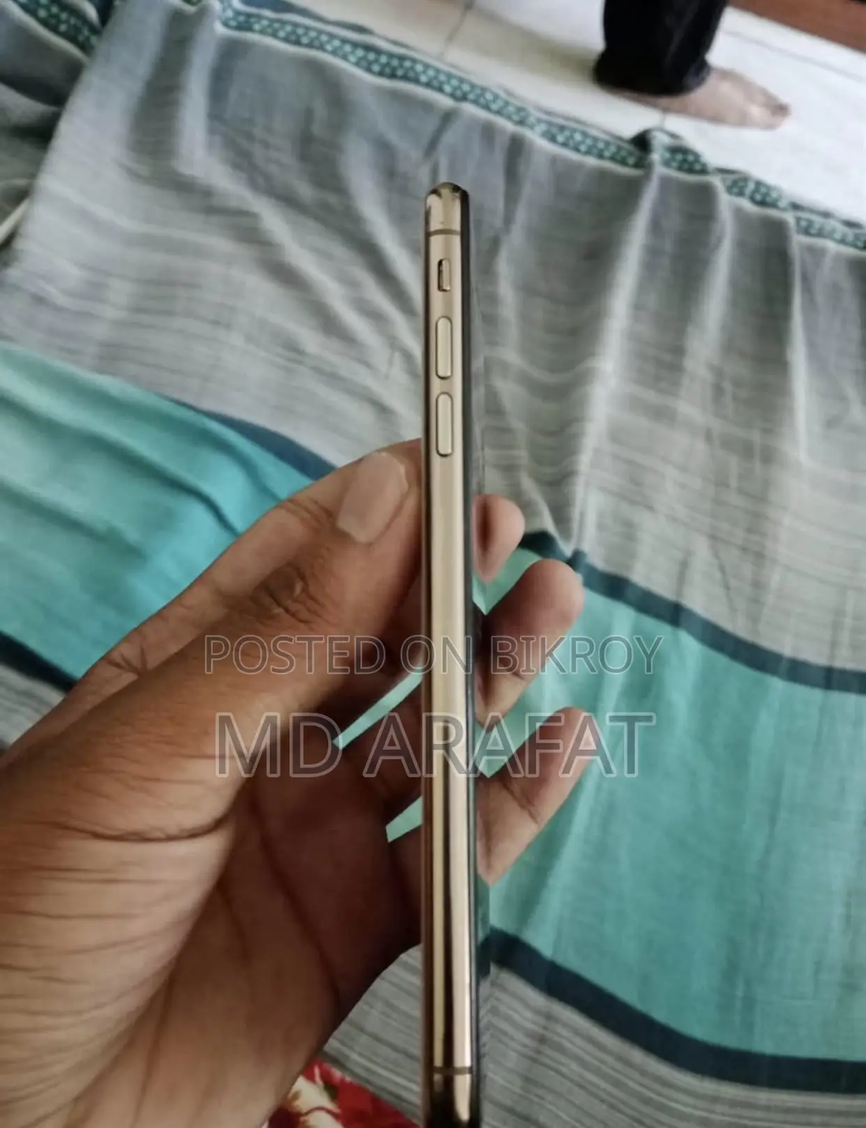 Apple iPhone XS Max 64 GB Gold