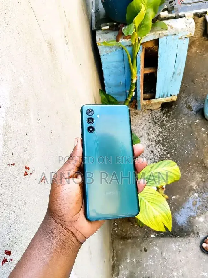 স্যামসাং গ্যালাক্সি এ০৪এস ৬৪ জিবি ব্লু