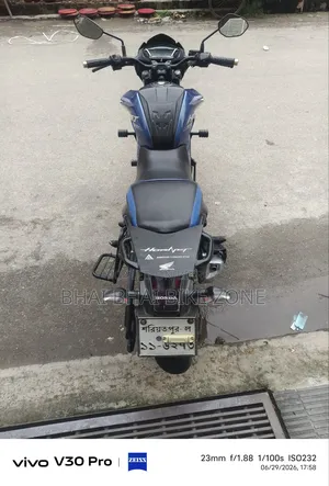 হোন্ডা হর্নেট ২০২১ সবুজ