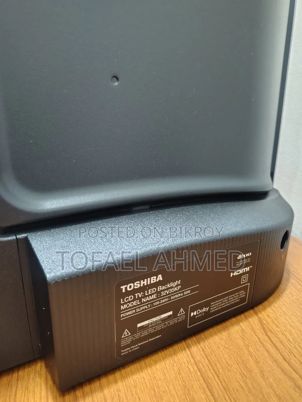 Toshiba 32" Smart TV