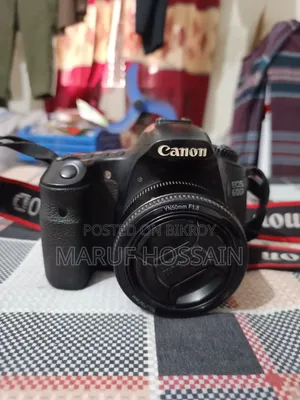 Canon 60d খুবই ভালো কন্ডিশনে আছে।