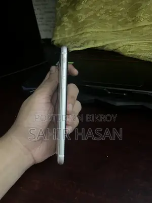 Apple iPhone SE (2020) 64 GB White