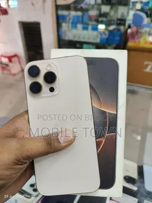 অ্যাপল আইফোন ১৬ প্রো ম্যাক্স ২৫৬ জিবি গোল্ড
