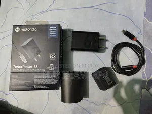Motorola 68 Watt Charger