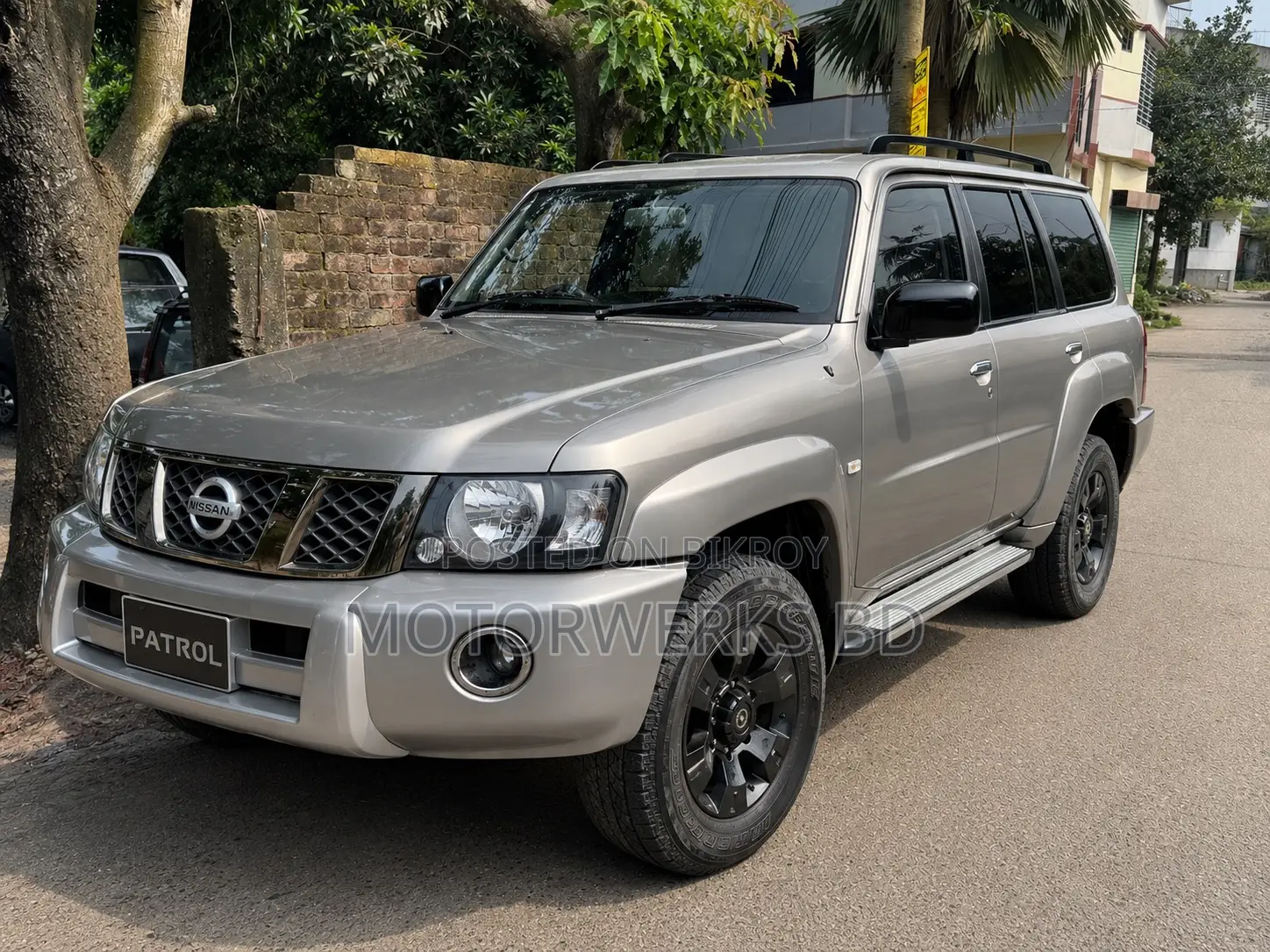 Nissan Patrol 2004 Silver