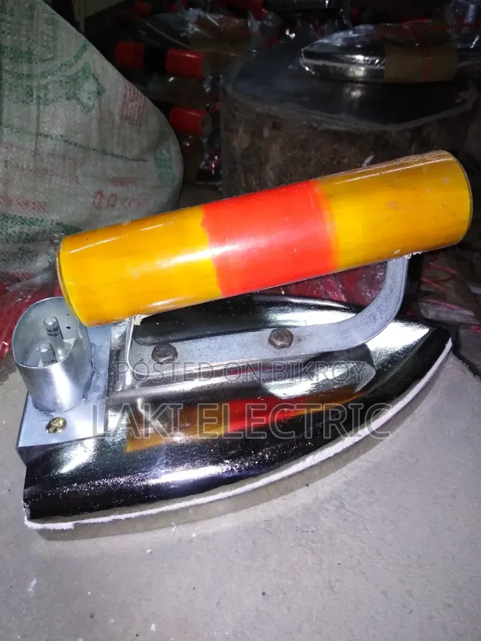 হ্যান্ডমেড লন্ড্রি আয়রন