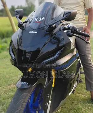 Yamaha 2024 Black