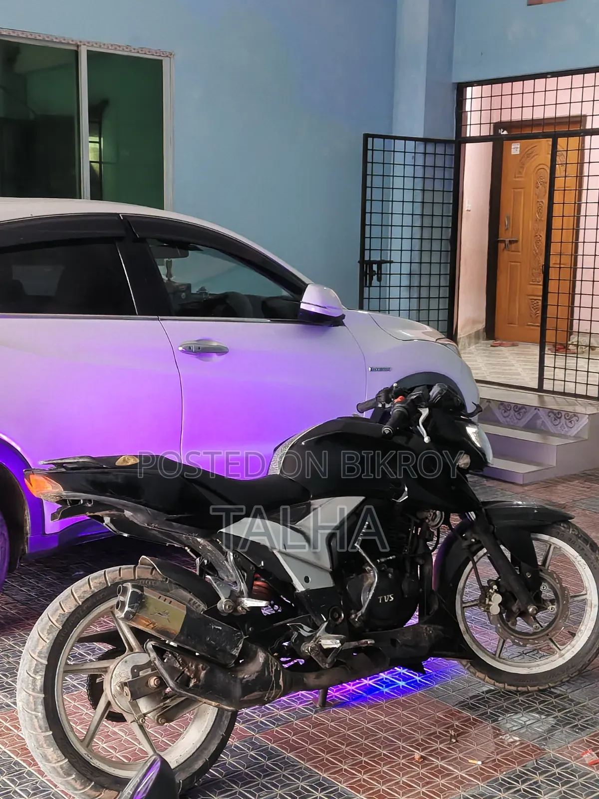 TVS Apache RTR 160 4V 2019 Black