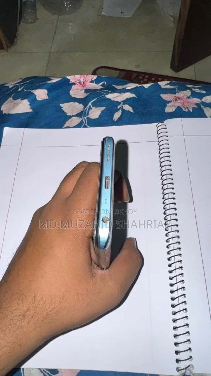 Realme Narzo 50 128 GB Silver