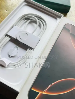 iPhone 16 Pro Max Original Box Cable
