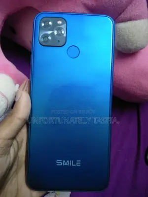 মোবাইল ফোন ৩২ জিবি নীল