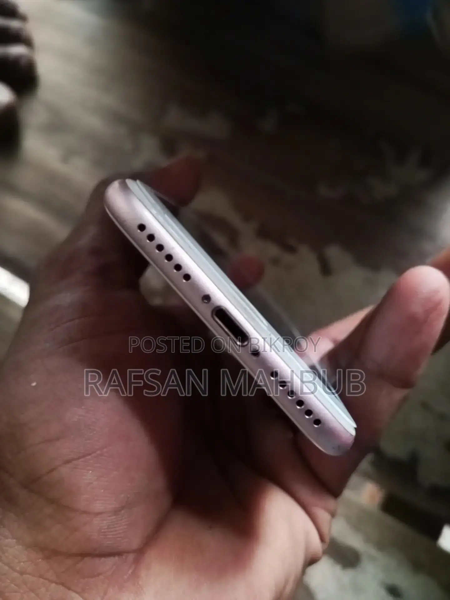 Apple iPhone 7 128 GB Gold