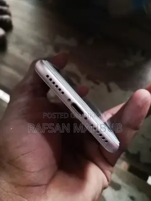 Apple iPhone 7 128 GB Gold