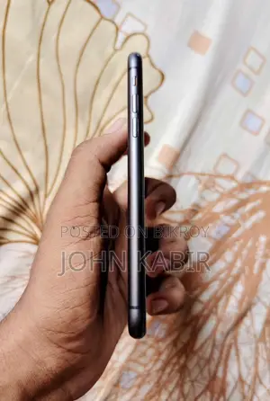 অ্যাপল আইফোন ১১ ১২৮ জিবি কালো