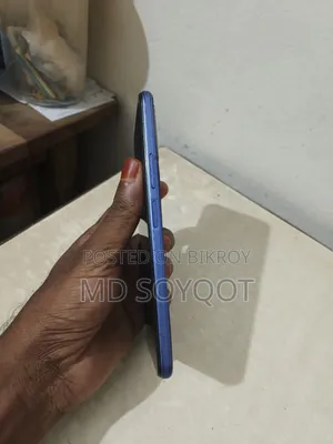 Vivo Y21 64 GB Blue