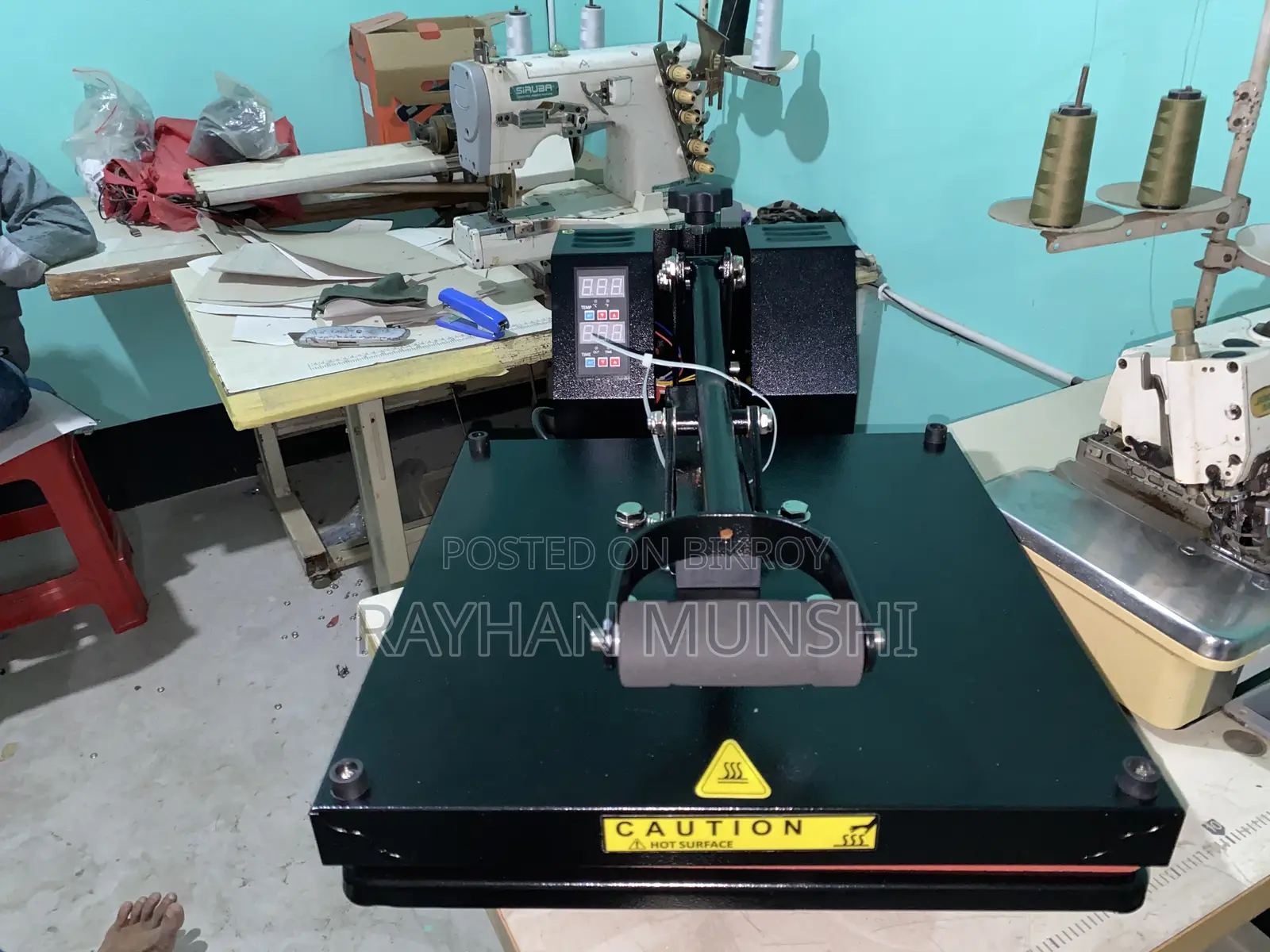 Digital Heat Press Machine 15/15. Includes free Teflon and heat-proof tape.