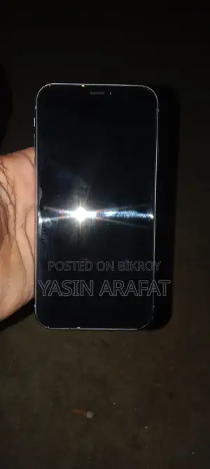 Apple iPhone XR 64 GB White