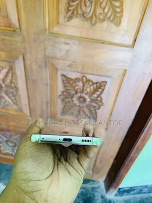 Samsung Galaxy S22 5G 256 GB White