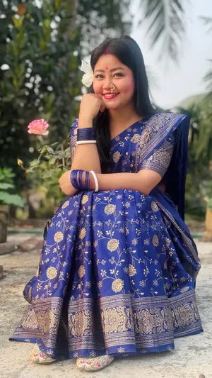 জাপানি সিল্ক স্কিন প্রিন্ট শাড়ি উইথ ব্লাউজ পিস