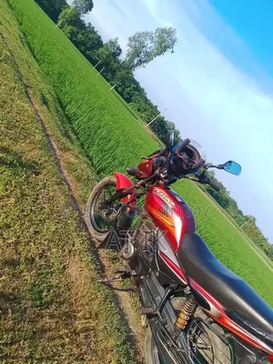 Bajaj Platina 100 2013 Red