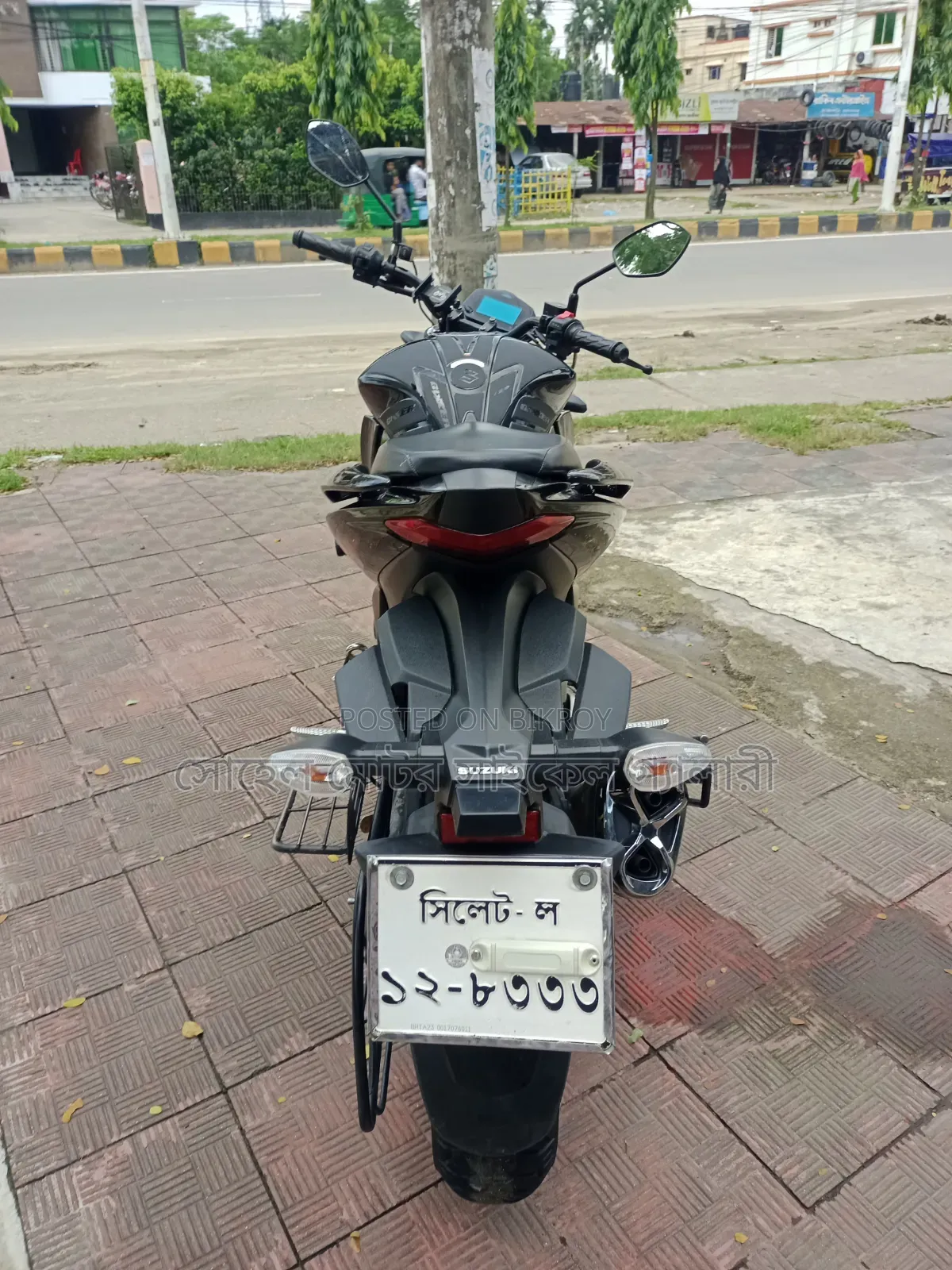 সুজুকি জিক্সার এফআই এবিএস ২০২৪ কালো