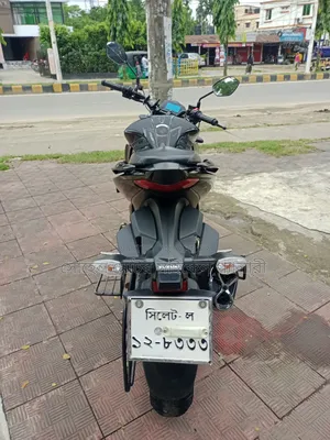 সুজুকি জিক্সার এফআই এবিএস ২০২৪ কালো