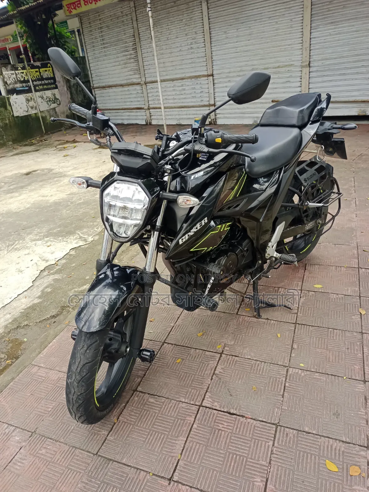 সুজুকি জিক্সার এফআই এবিএস ২০২৪ কালো