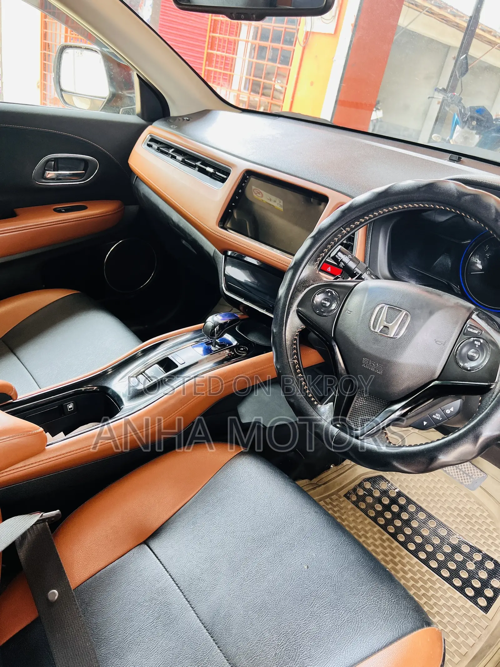 Honda Vezel 1.5 Hybrid 2WD 2014 Green