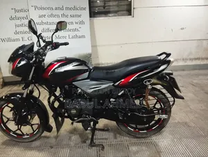 Bajaj Discover 125 2021 Red
