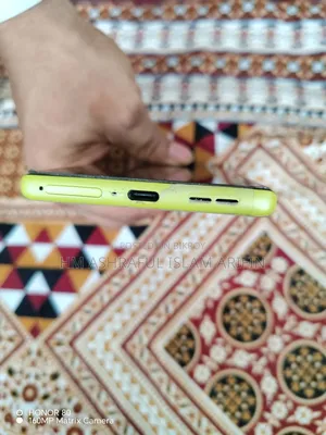 মটোরোলা মটো জি৮৫ ১২৮ জিবি ইয়েলো