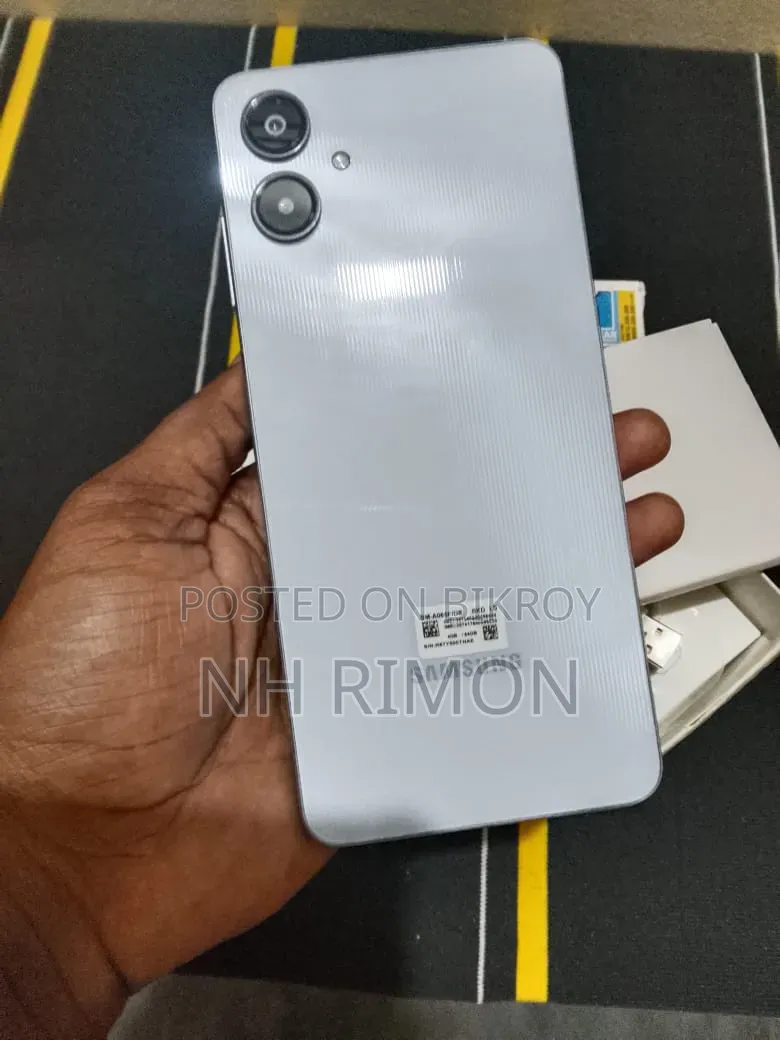 Samsung Galaxy A06 64 GB Blue