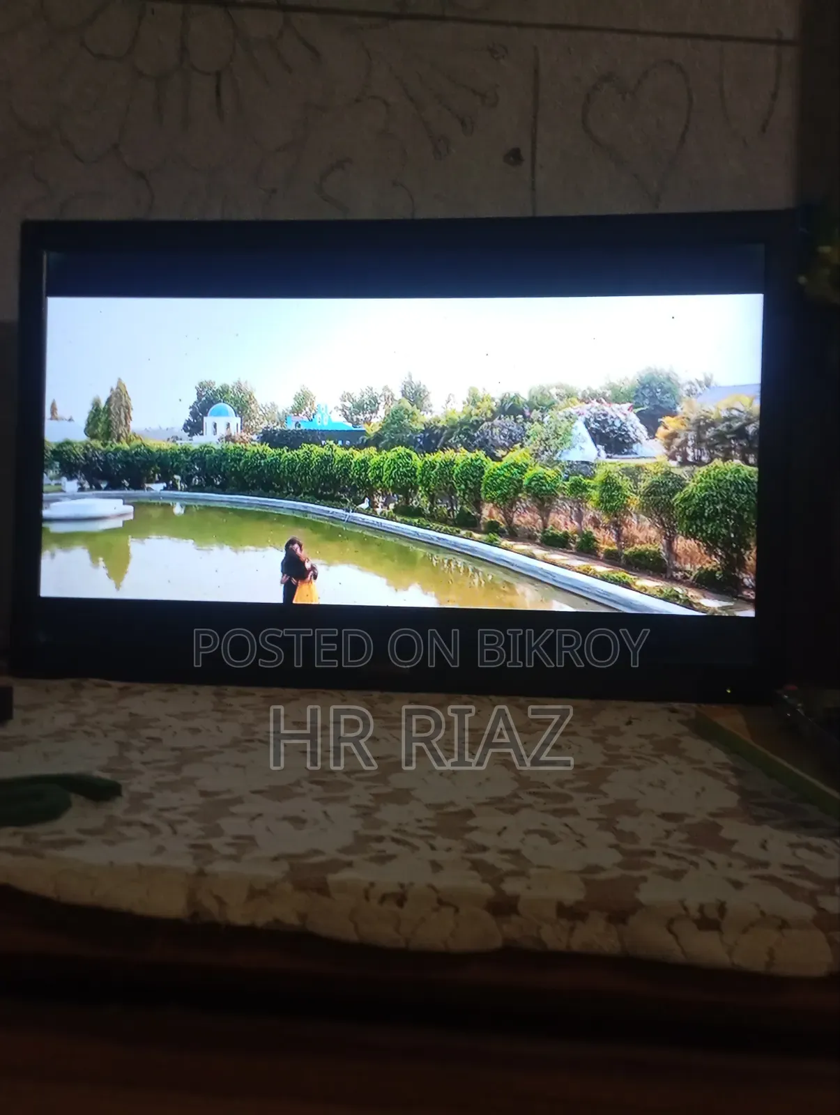 ওয়ালটন টিভি ২৪"